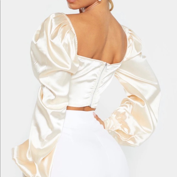 Pretty Little Thing Satin Square Neck Crop Top - Picture 3 of 5